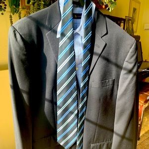 Men’s Joseph & Feiss jacket, 50R, shirt & tie